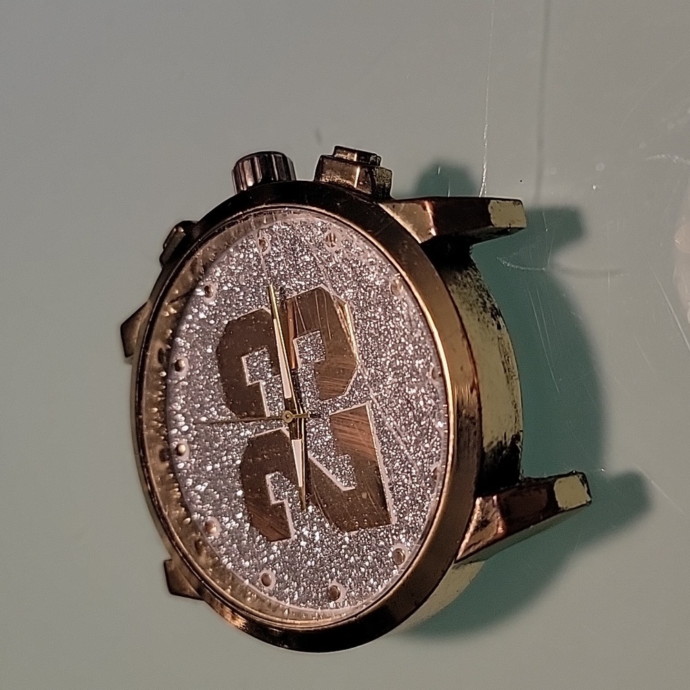 Mens. Large facegoldtone. Silver bling "23" watch.